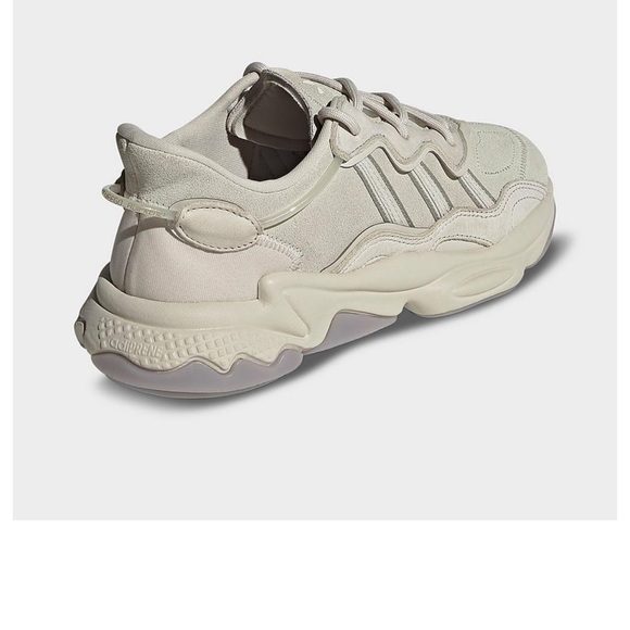 Adidas Ozweego Bliss Knit size 5 ( in men. Size is 37 in women) - Picture 3 of 6